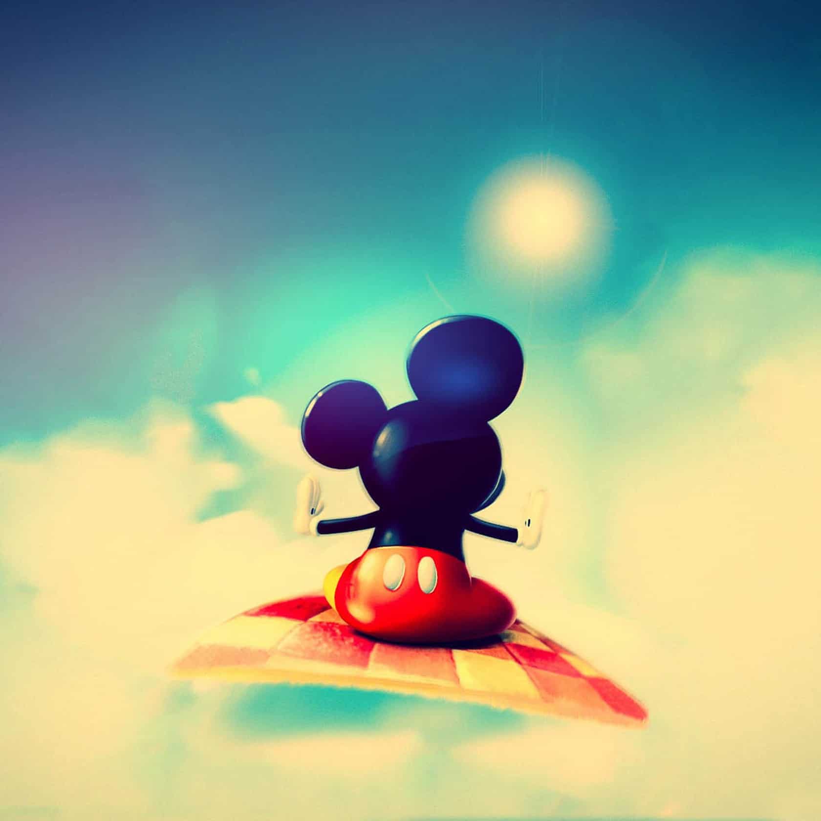 hd-wallpaper-otife-cute-mickey-mouse-2048x2048_49c87253547644f86b976d59e6fa3701_raw