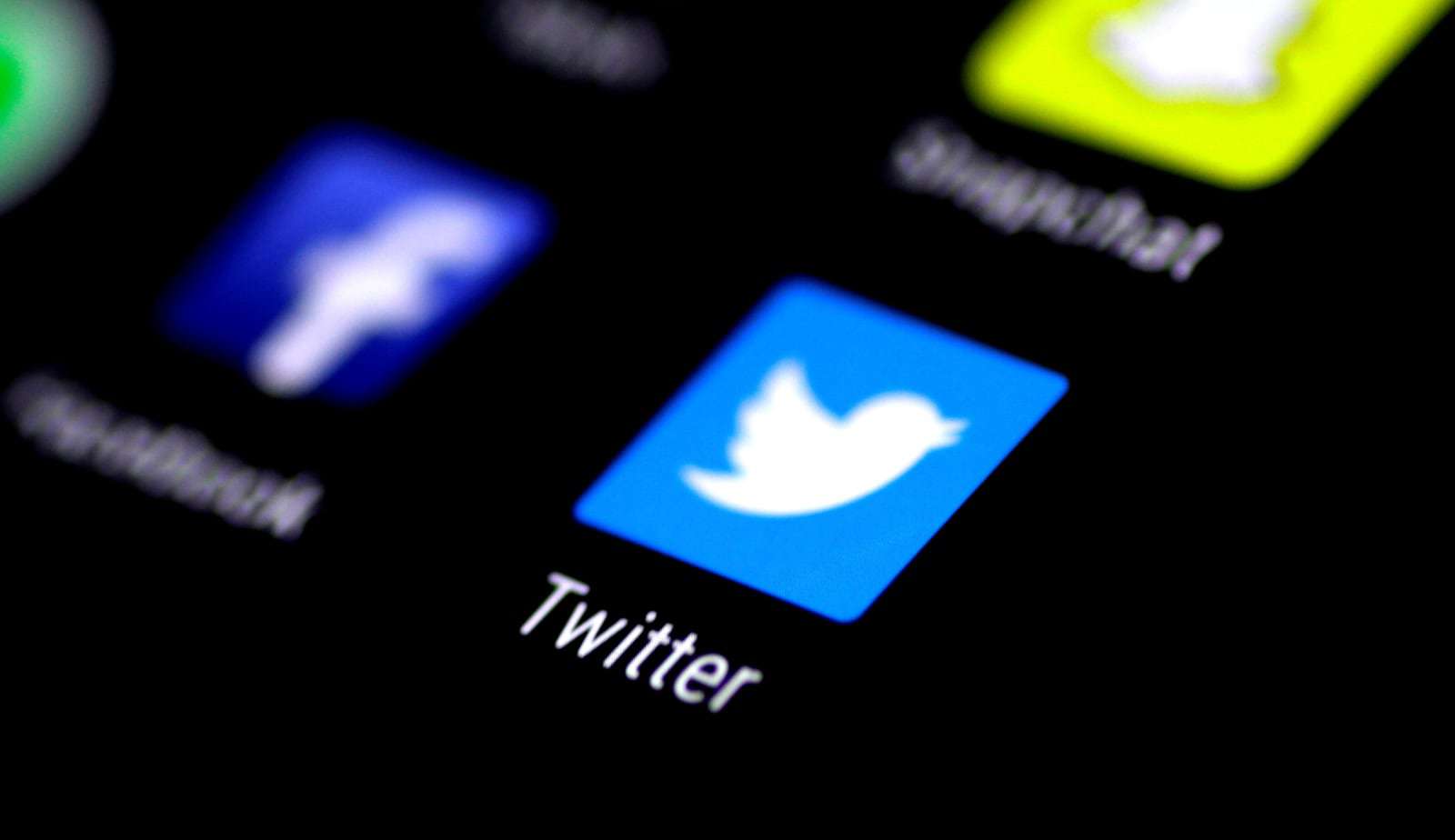 Twitter kastar ut före detta KKK-ledare och känd rasist