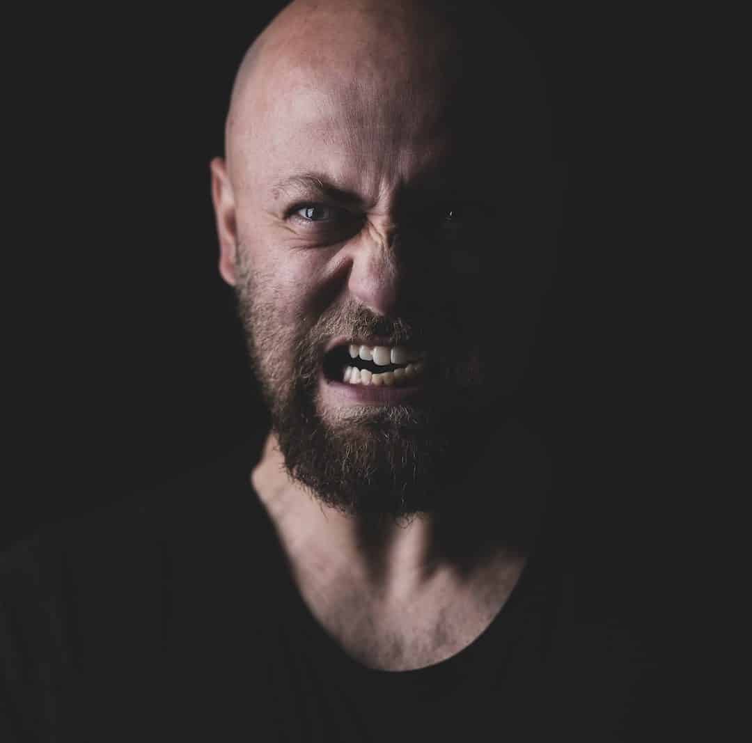 Arga Gubben: Hur fan vore det om du använde dina prylar och slutade att oroa dig så mycket?